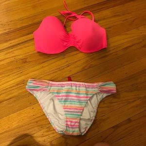 Victoria’s Secret bikini